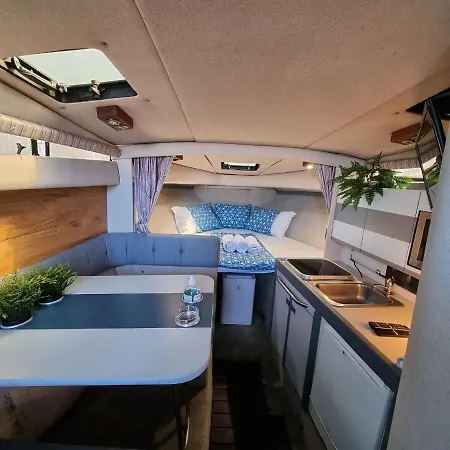 Experiencia En El Mar T Botel